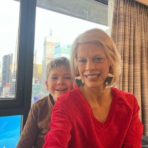 Meet your Posher, Laura